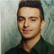 He terminado el bachillerato de humanidades con MATRÍCULA DE HONOR. Me especializo en las filologías, esto es, las asgnaturas como lengua, inglés, francés, latín, griego clásico, filosofía y literatura son de mi especialidad